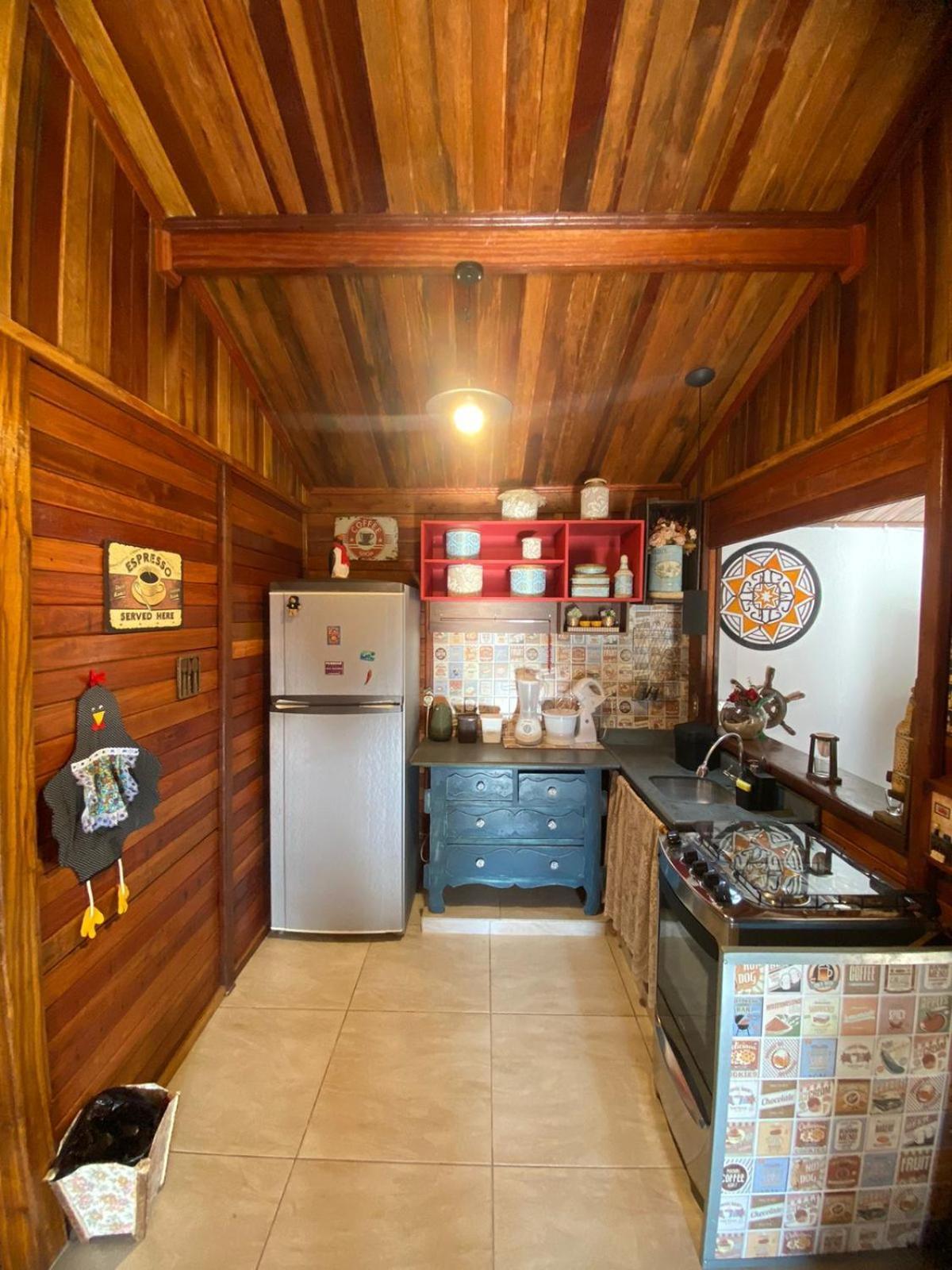 Cabana Com Jacuzzi Em Guararema Eksteriør billede